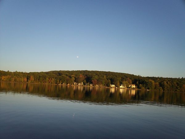 Manchaug Pond Foliage photo