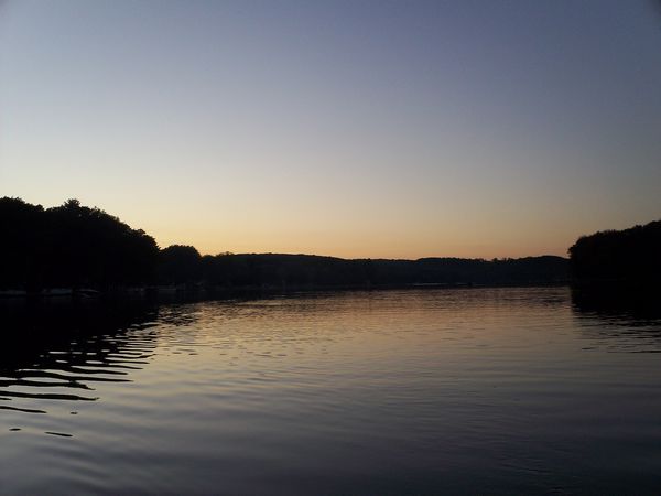 Manchaug Pond Foliage photo