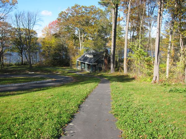 Sutton MA Foliage photo