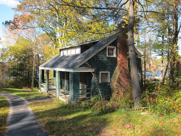 Sutton MA Foliage photo